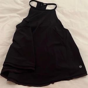 Lulu shirt, built in bra size XS black